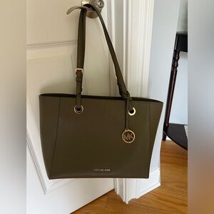 Michael Kors shoulder tote, army green